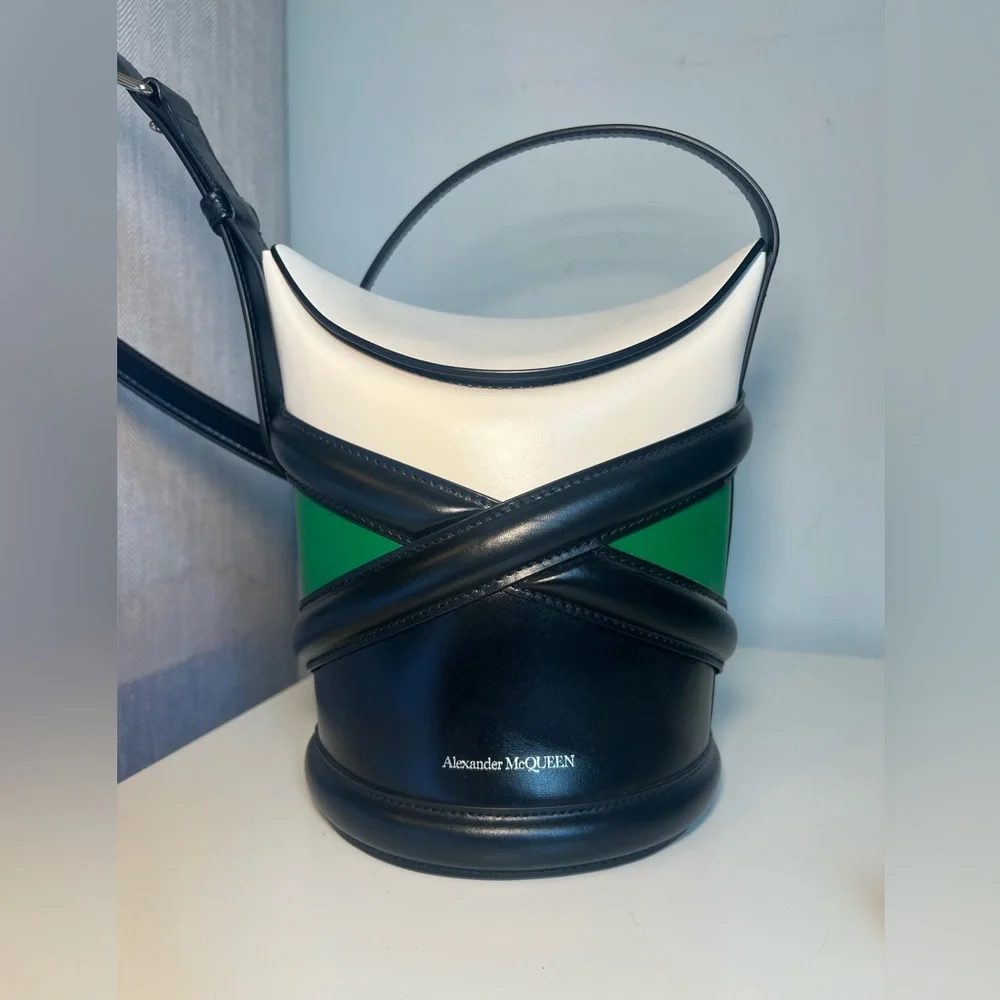 Alexander McQueen Curve Crossbody Bucket Bag | Green Black Leather | NWT - Picture 8 of 14